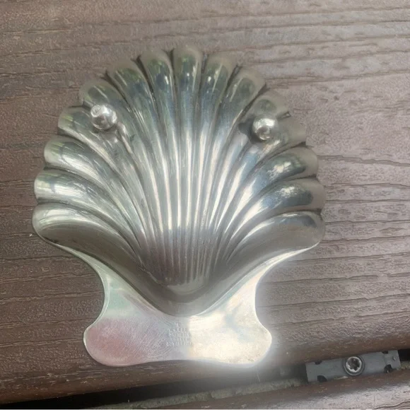 Tiffany & Co. Vintage Solid Sterling Silver 925 Shell Shaped Dish - Picture 7 of 11